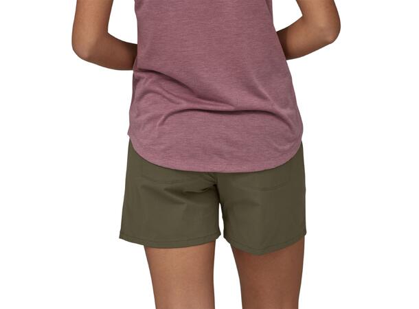 W Quandary Shorts - 5 in.